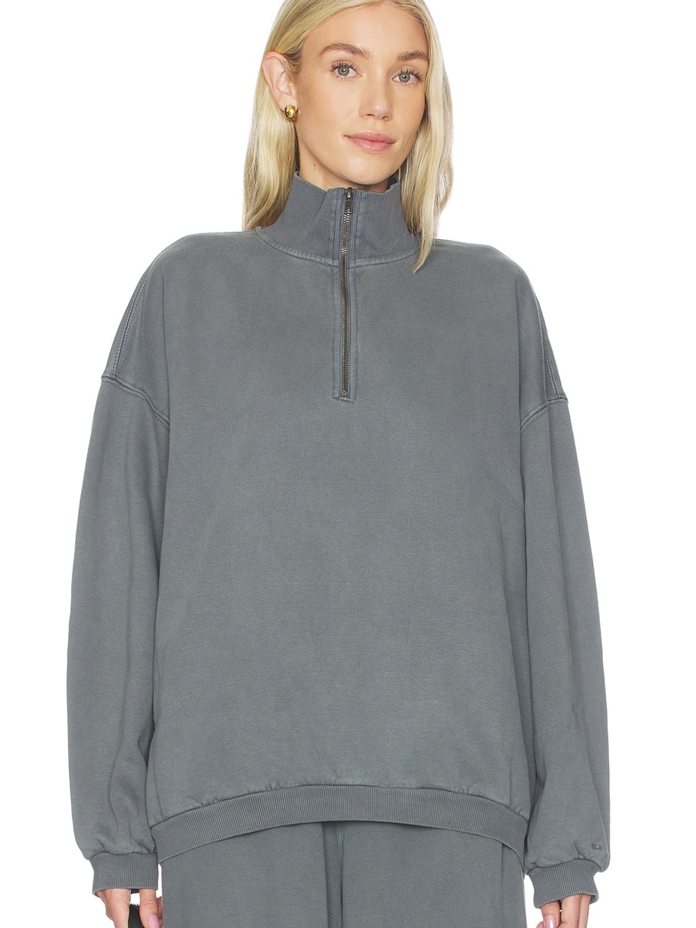 Skims Boyfriend Fleece Slouchy Turtleneck Pullover Sweatshirt In Gray size small